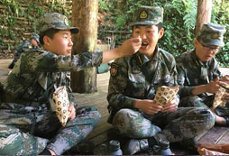 昆明軍事夏令營讓孩子養(yǎng)成成就幸福的好習慣