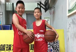 小伙伴的合影