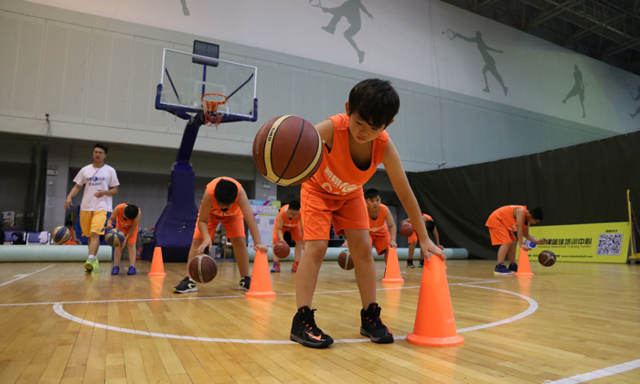 參加北京凱翔籃球夏令營對孩子有什么好處？