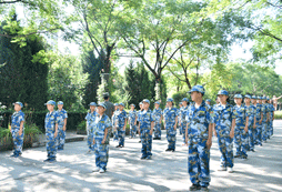 參加廊坊軍事夏令營(yíng)需要多少錢？