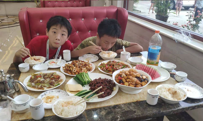 豐盛的午餐