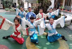 參加2024高中藝術(shù)類夏令營(yíng)感受炫彩國(guó)學(xué)!