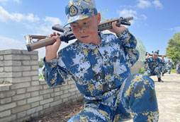 礪劍軍事夏令營讓孩子像軍人一樣！