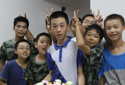 領(lǐng)袖少年夏令營讓青少年組織、領(lǐng)導(dǎo)才能全面提升