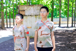 青少年領(lǐng)袖夏令營改正孩子的壞習(xí)慣