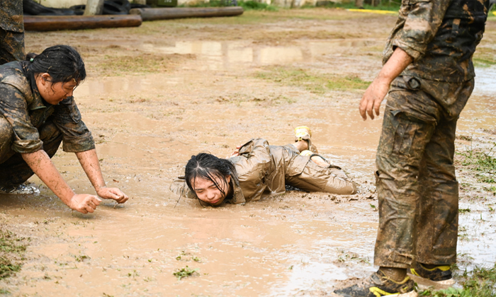 上海軍事領(lǐng)袖冬令營(yíng)