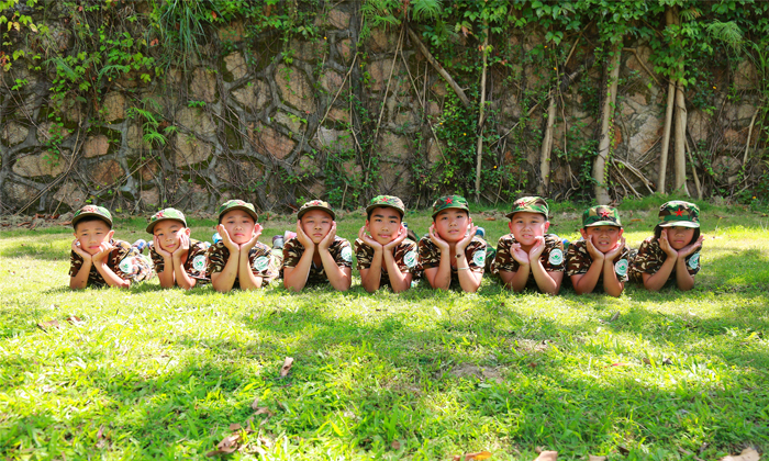 領(lǐng)袖軍事夏令營.jpg