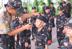 參加柳州軍事夏令營一般收費(fèi)多少錢