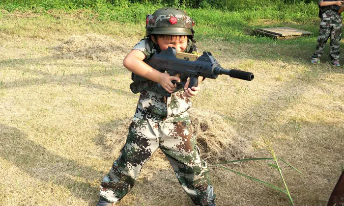 溧陽(yáng)中學(xué)生軍事夏令營(yíng)有哪些
