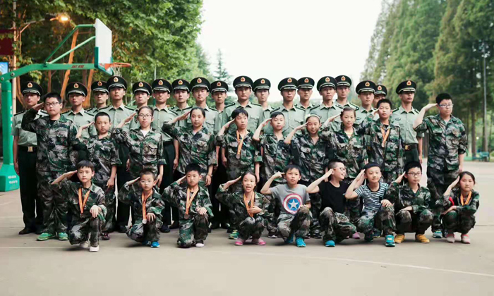 溧陽(yáng)中學(xué)生軍事夏令營(yíng)有哪些