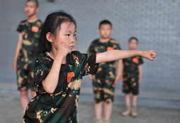 勵戰(zhàn)營地夏令營培養(yǎng)孩子的學(xué)習(xí)能力！