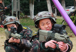 上海青少年軍事勵志夏令營怎么樣？