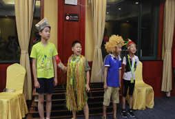 看6-9歲學(xué)生應(yīng)該如何巧妙選擇夏令營(yíng)