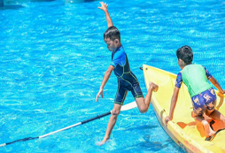 樂浪沖浪夏令營豐富孩子的假期生活