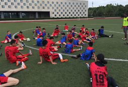 參加瀘州青少年暑假夏令營享受籃球盛宴