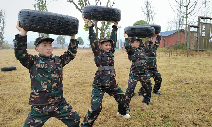 瀘州軍事夏令營課程收獲