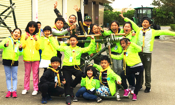 小學(xué)生參加呂梁軍事夏令營可以學(xué)到什么