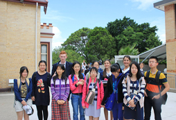 美國游學(xué)夏令營帶你走進(jìn)未知的國外世界