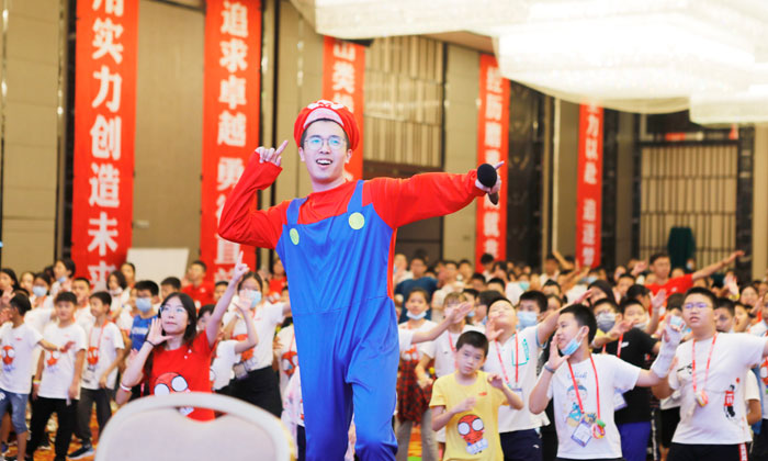 大家一起跳