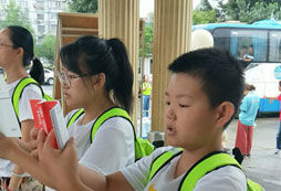 2024李陽瘋狂英語夏令營為考試打下堅(jiān)實(shí)基礎(chǔ)