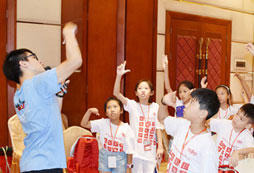 參加李陽青少年英語夏令營多少錢？