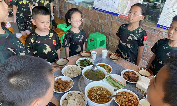 吃完飯啦