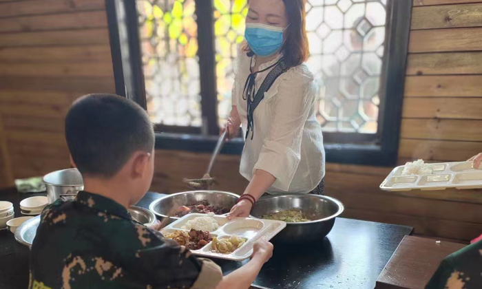 姨姨打飯