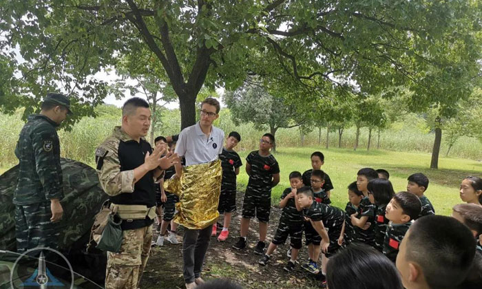 上海青少年軍事特訓(xùn)營