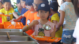 參加國內(nèi)夏令營兒童活動好嗎?