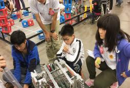 為什么選擇碼高機(jī)器人科技夏令營