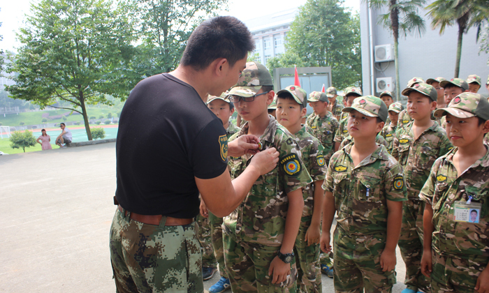 綿陽有哪些兒童軍事夏令營