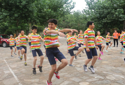 16歲的學(xué)生可以參加學(xué)習(xí)小魔術(shù)夏令營嗎