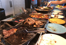 美味的自助餐
