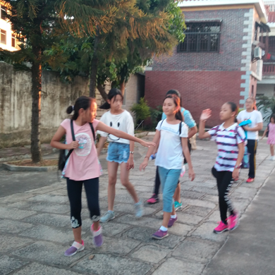 暑期游學(xué)給孩子一次獨(dú)特的旅行