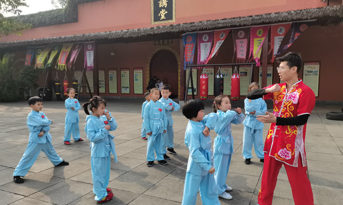 南充7天夏令營價(jià)格多少
