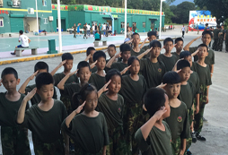 南京軍事夏令營(yíng)孩子學(xué)會(huì)獨(dú)立的絕佳場(chǎng)所