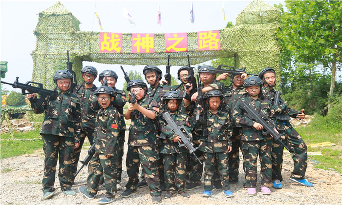 南京軍事夏令營.jpg