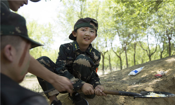 南京軍事夏令營.jpg