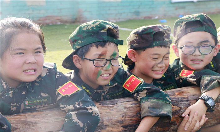 南京軍事夏令營(yíng).jpg