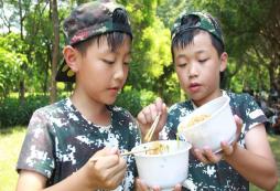 南京軍事夏令營(yíng)都有哪些比較好玩的戶外活動(dòng)？