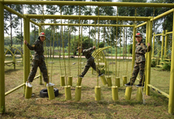 南寧軍事夏令營讓孩子體驗(yàn)真正的軍旅生活