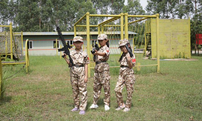 南寧軍訓(xùn)夏令營(yíng)報(bào)名多少錢