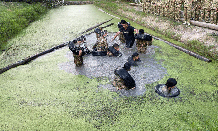 南陽(yáng)軍事夏令營(yíng)好不好