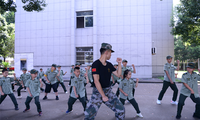 寧波軍訓(xùn)夏令營(yíng)有哪些