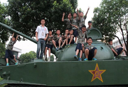 寧波軍事夏令營(yíng)讓孩子充分感受軍營(yíng)文化
