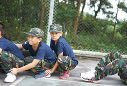 軍事夏令營(yíng)暑假寧波是孩子獨(dú)立成長(zhǎng)最好的土壤