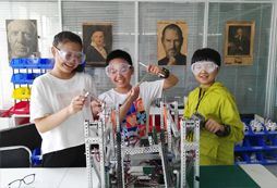 寧國科技夏令營喚醒孩子的科技夢