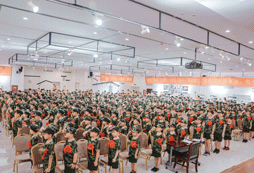 華南軍事夏令營(yíng)吹響起了號(hào)角！