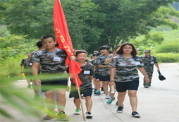 小學(xué)生參加廣州素質(zhì)拓展夏令營可強身健體