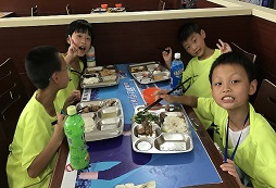 奧林修斯夏令營理論結(jié)合實踐培養(yǎng)青少年運動技能